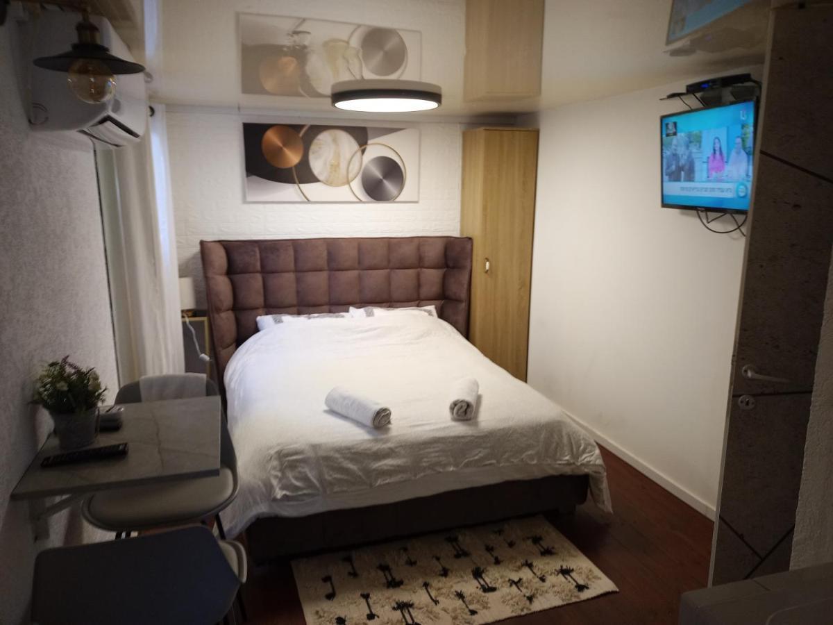 Apartamento קאסה גומז Kiryat Ekron Exterior foto